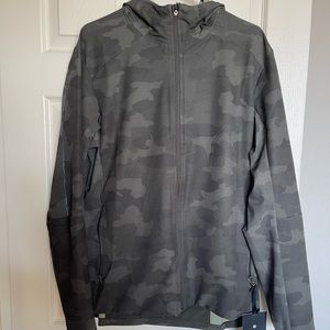 Lululemon WARP LIGHT JACKET *packable NWT large GREEN CAMO
